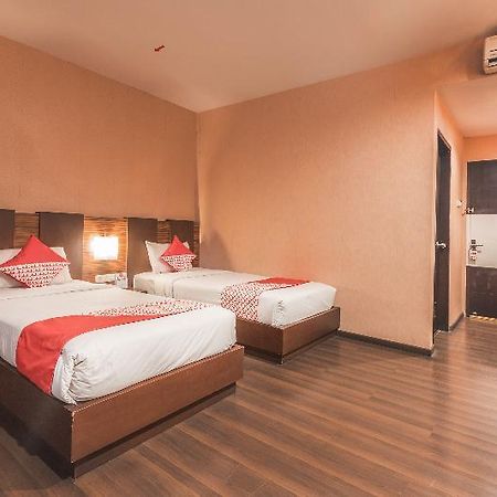 Reddoorz @ Cikarang 2 Hotell Eksteriør bilde